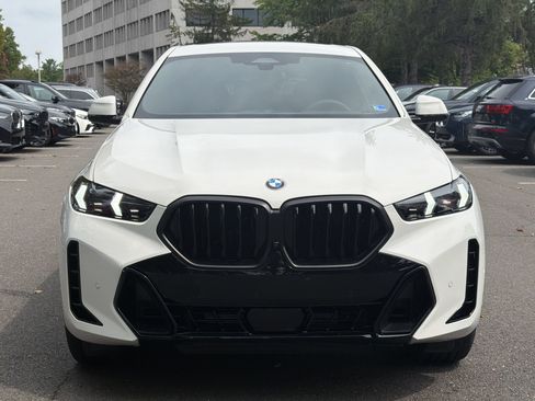 New 2027 BMW X6 xDrive40i w/ Climate Comfort Package AWD/4WD image 6