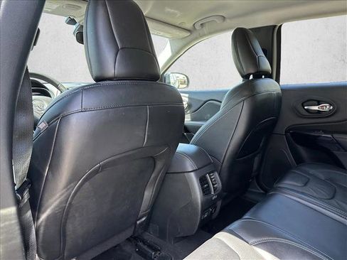 Used 2023 Jeep Cherokee Altitude Lux image 22