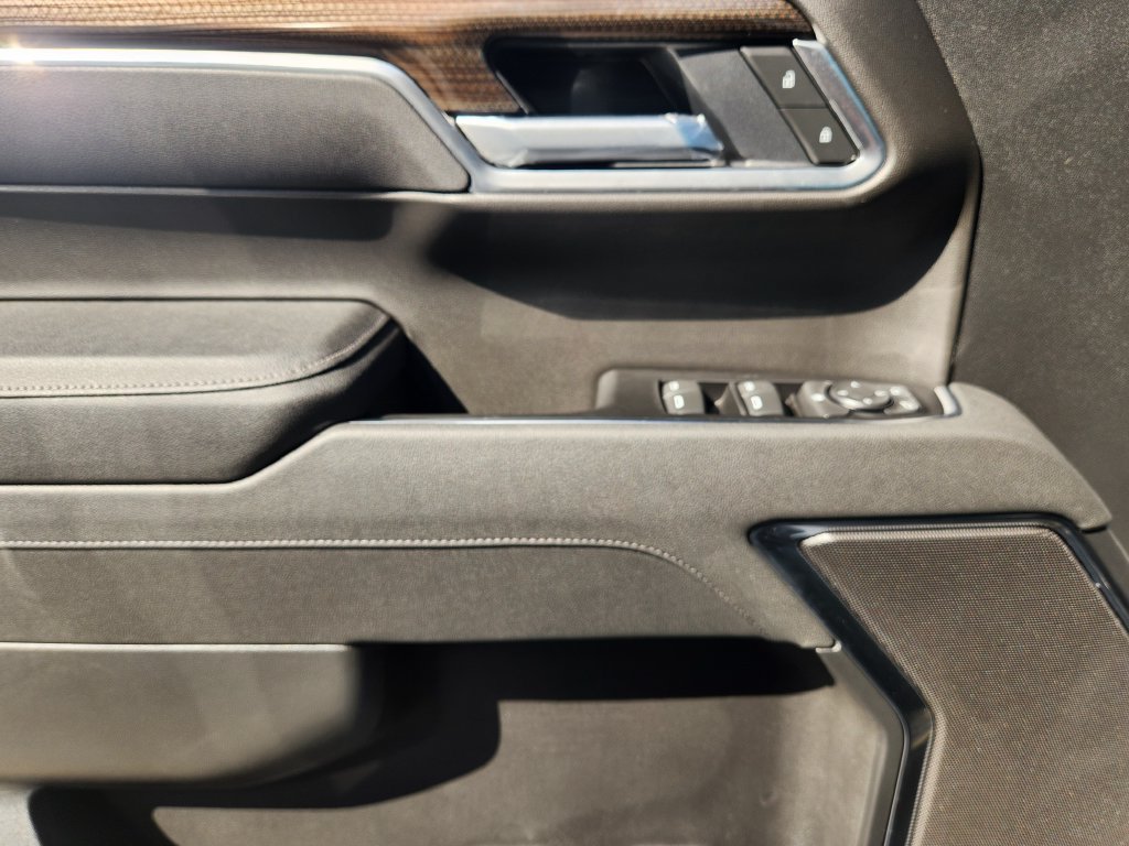 New 2026 Chevrolet Silverado 1500 RST AWD/4WD image 17