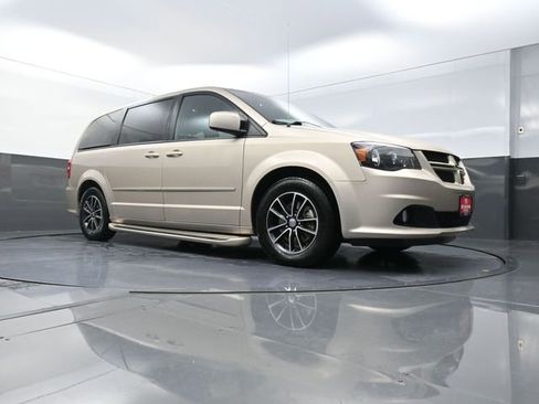 Used 2016 Dodge Grand Caravan R/T w/ Safety Sphere Group image 40