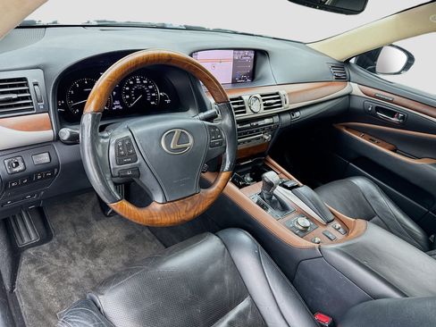 Used 2014 Lexus LS 460 image 7