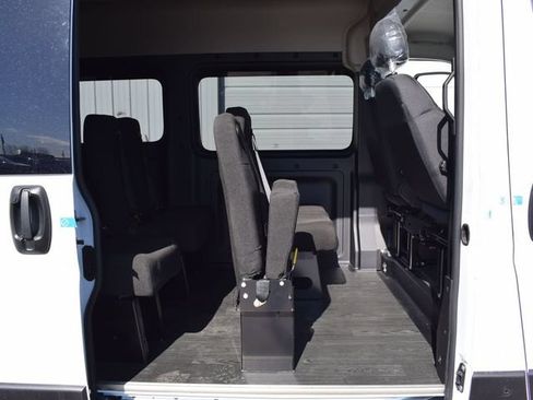 New 2024 RAM ProMaster 2500 w/ Advanced Safety Group FWD image 17