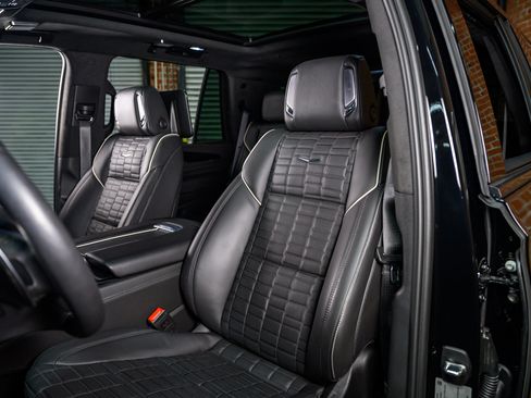 Used 2024 Cadillac Escalade V w/ LPO, Floor Liner Package image 30