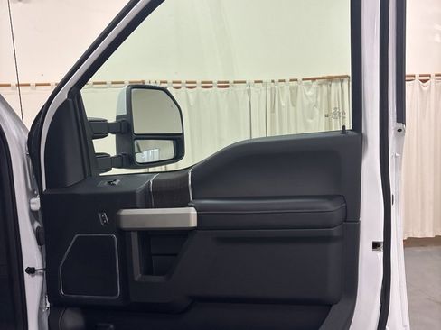 Used 2021 Ford F350 Lariat w/ Lariat Value Package image 31