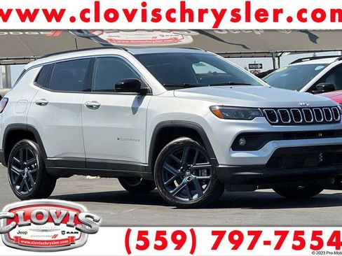 New 2026 Jeep Compass Latitude AWD/4WD image 1