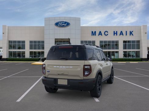New 2025 Ford Bronco Sport Outer Banks w/ Outer Banks Tech Package+ AWD/4WD image 8