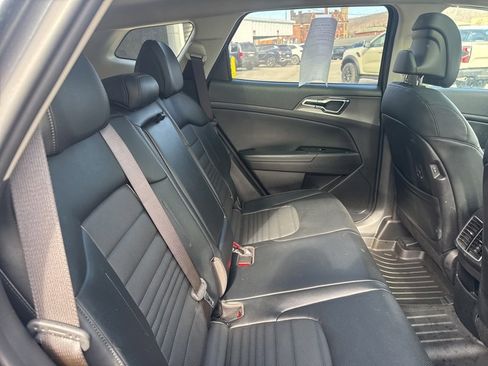 Used 2023 Kia Sportage SX Prestige image 8