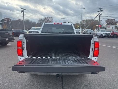 Used 2019 Chevrolet Silverado 1500 LT AWD/4WD image 11