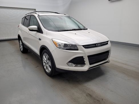 Used 2014 Ford Escape Titanium w/ Equipment Group 401A FWD image 13