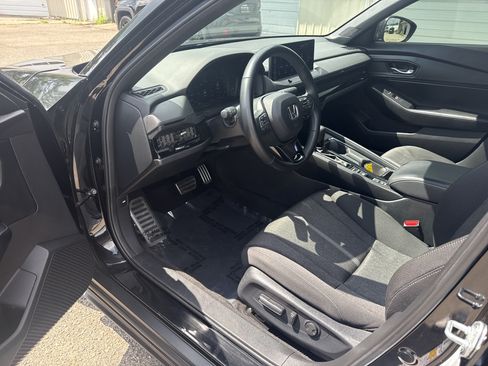 Used 2024 Honda Accord Sport image 13