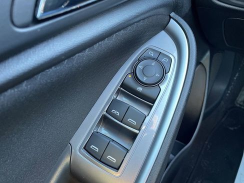 Used 2025 Chevrolet Malibu LT image 23