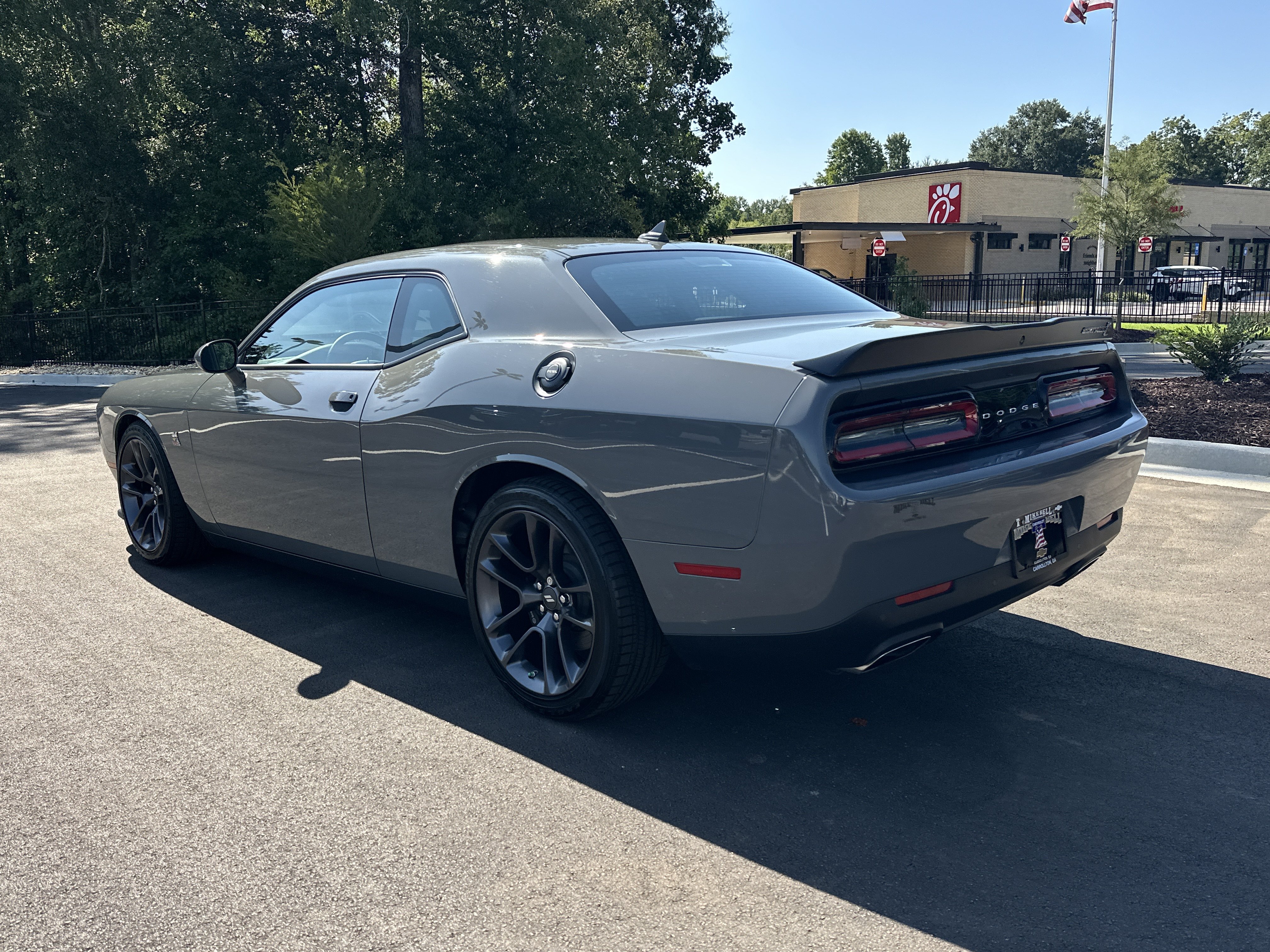 Used 2023 Dodge Challenger R/T Scat Pack RWD image 6
