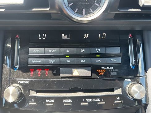 Used 2025 Lexus IS 350 F Sport image 19