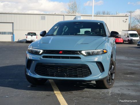 Used 2024 Dodge Hornet R/T image 6