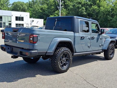 New 2026 Jeep Gladiator Sport AWD/4WD image 4