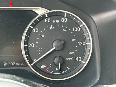 Used 2023 Nissan Rogue SV image 26