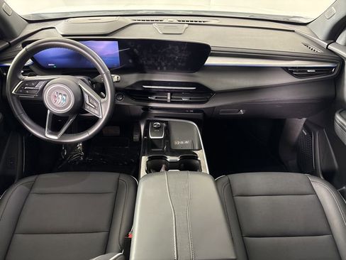 Used 2025 Buick Enclave Preferred image 37