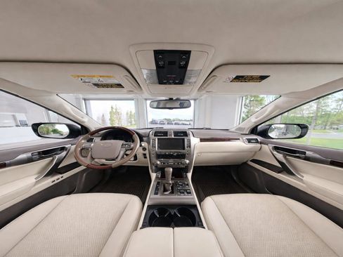 Used 2017 Lexus GX 460 Luxury AWD/4WD image 21