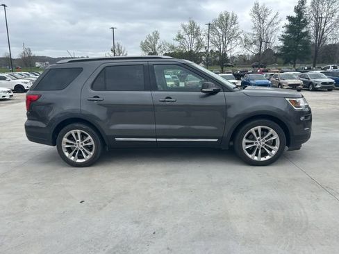 Certified 2018 Ford Explorer XLT w/ Equipment Group 202A image 2