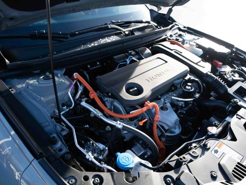 New 2025 Honda Accord Sport image 31