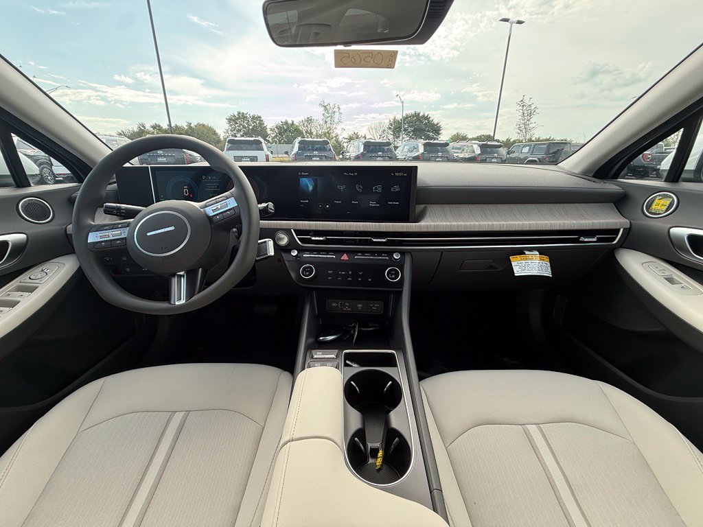 New 2026 Hyundai Sonata Blue FWD image 28
