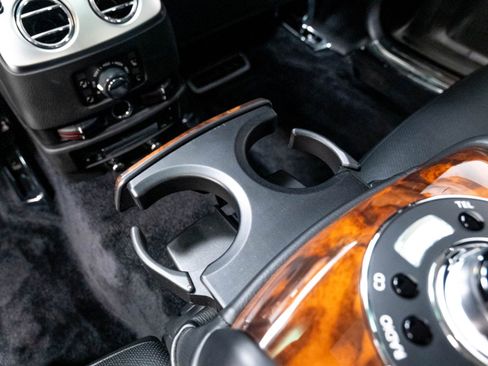 Used 2012 Rolls-Royce Ghost RWD image 37