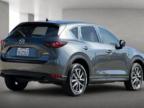 Used 2018 MAZDA CX-5 Touring w/ Preferred Equipment Package image 4