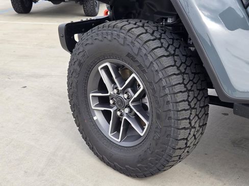 New 2026 Jeep Gladiator Mojave image 8