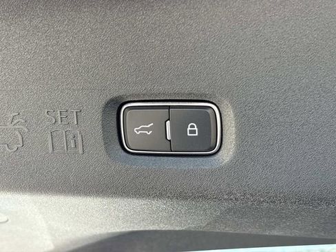 New 2026 Lincoln Navigator L Black Label AWD/4WD image 13