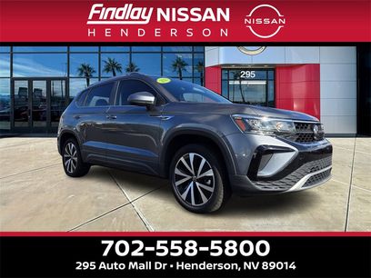 Used 2023 Volkswagen Taos SE w/ Panoramic Sunroof Package