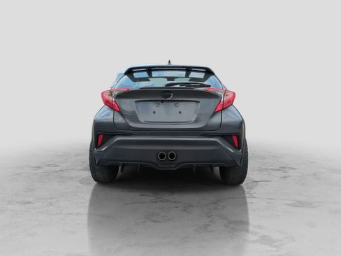 Used 2019 Toyota C-HR LE FWD image 7