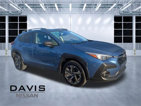 Used 2024 Subaru Crosstrek 2.0i Premium image 1