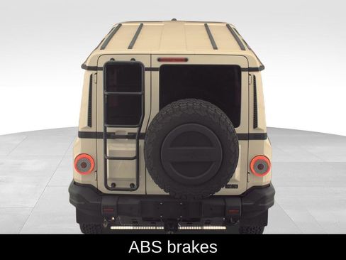 Used 2025 INEOS Grenadier Fieldmaster Edition image 4