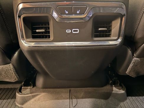 Used 2023 Chevrolet Silverado 1500 High Country w/ High Country Premium Package image 34