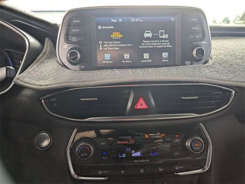 Used 2020 Hyundai Santa Fe SEL w/ Convenience + Premium Package image 19