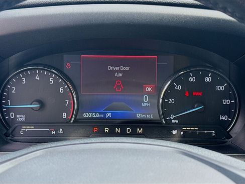Used 2020 Ford Explorer XLT RWD image 11