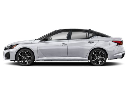 New 2026 Nissan Altima 2.5 SR FWD image 3