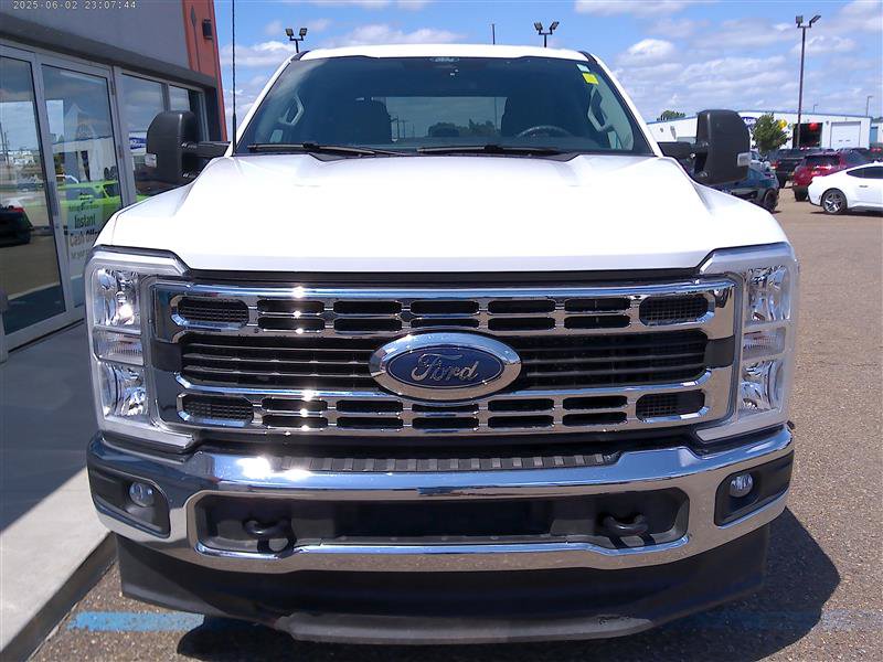 Used 2025 Ford F250 XLT AWD/4WD image 19