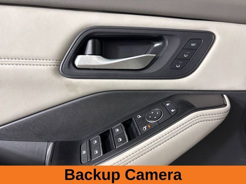 Used 2023 Nissan Rogue SL w/ SL Premium Package AWD/4WD image 10