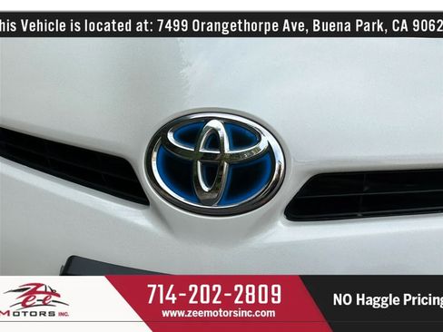 Used 2015 Toyota Prius Four FWD image 56