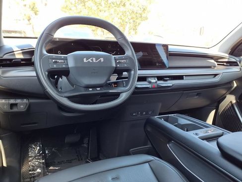 Used 2026 Kia EV9 Wind AWD/4WD image 13