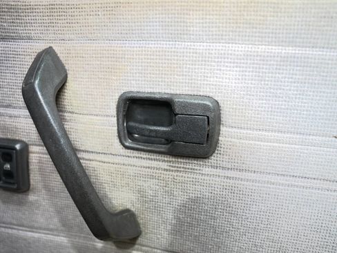 Used 1990 Volkswagen Vanagon Multi-Van image 34