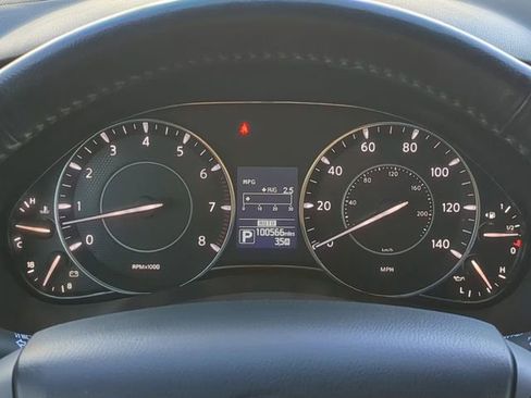 Used 2018 Nissan Armada Platinum image 34