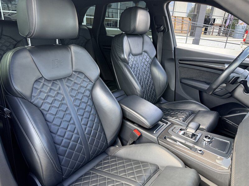 Used 2020 Audi SQ5 Prestige w/ Prestige Package AWD/4WD image 31