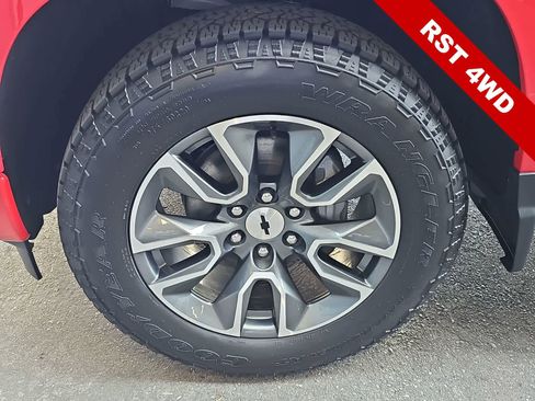 Used 2023 Chevrolet Silverado 1500 RST w/ Protection Package AWD/4WD image 12