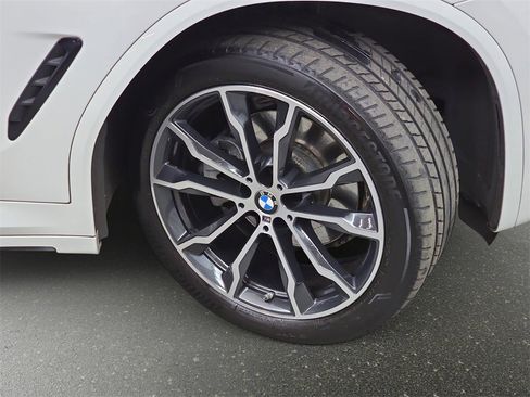 Used 2022 BMW X4 xDrive30i w/ M Sport Package 2 image 34