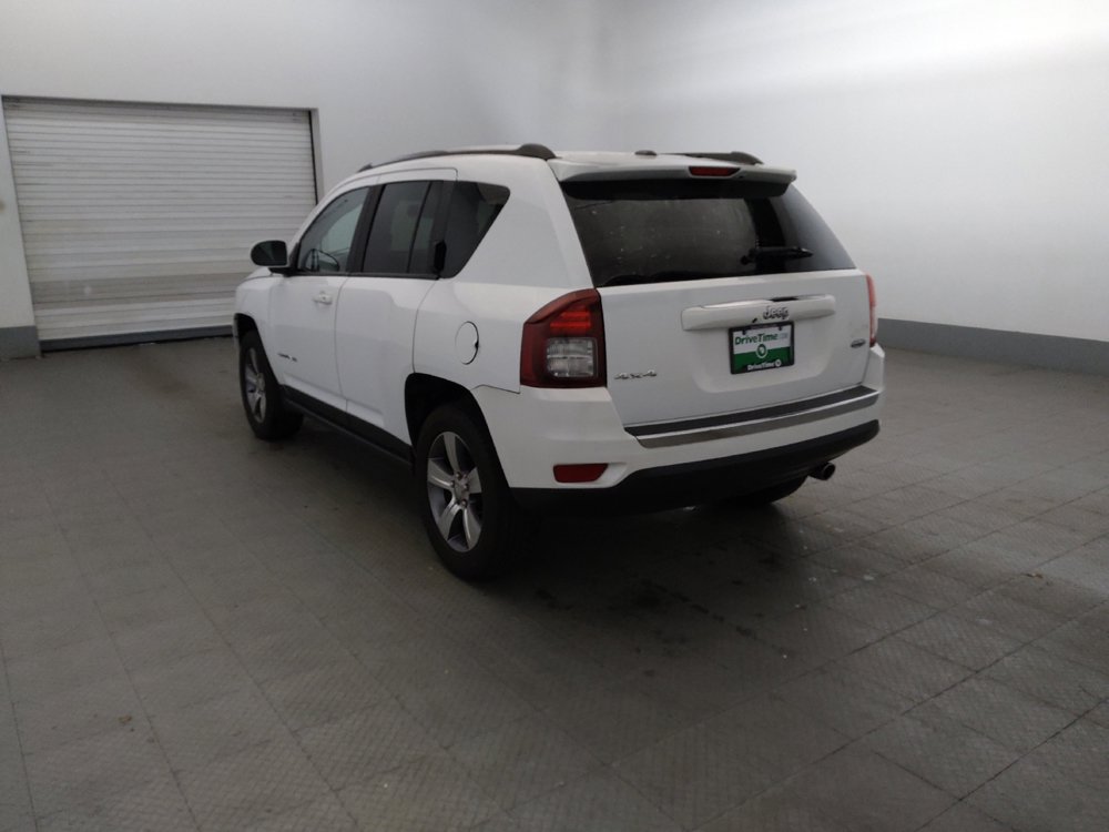 Used 2017 Jeep Compass High Altitude AWD/4WD image 5
