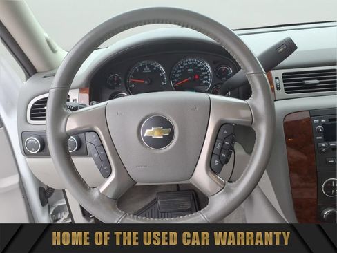 Used 2013 Chevrolet Suburban LT w/ Luxury Package AWD/4WD image 21