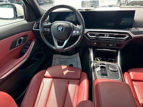 Used 2024 BMW 330i xDrive Sedan w/ Premium Package AWD/4WD image 21