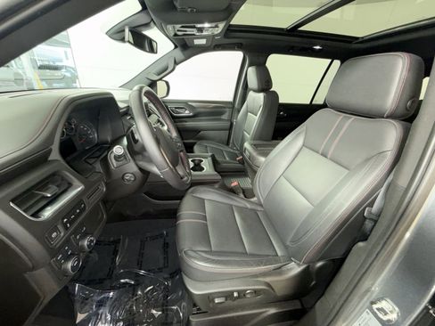 Used 2021 Chevrolet Suburban RST w/ Luxury Package image 13